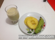 Banana and Pineapple Smoothie