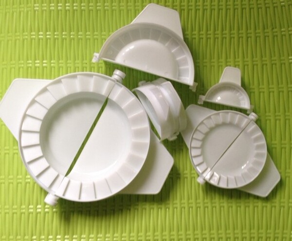 Meat Pie Cutter